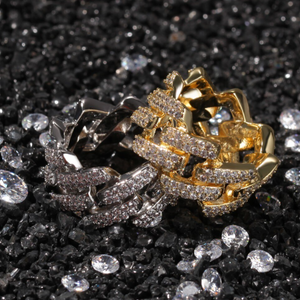 Lumeverse Prong Ring