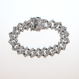 Iced Prong Link Bracelet